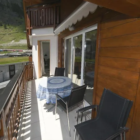 Haus Orta Apartment *